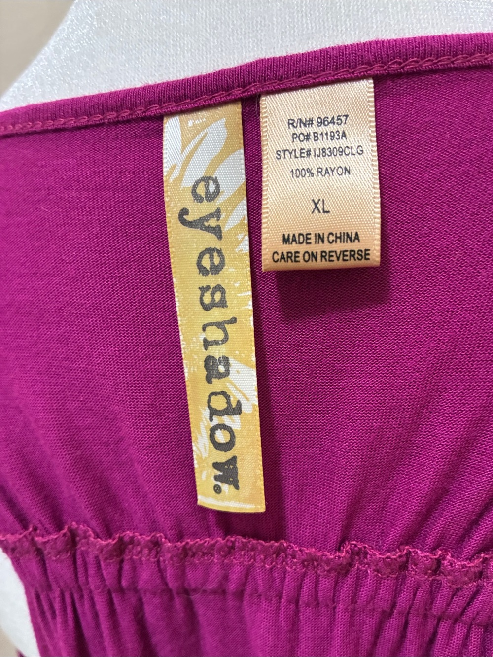 Eyeshadow Magenta Sequin Tank Top Excellent Pre Owned Condition - Picture 3 of 6